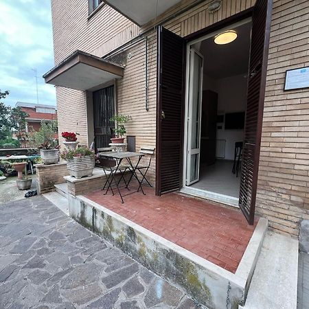 Roma Chic Residenza Gemelli Apartment Exterior foto