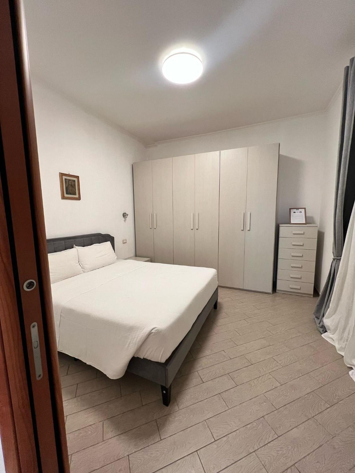 Roma Chic Residenza Gemelli Apartment Exterior foto