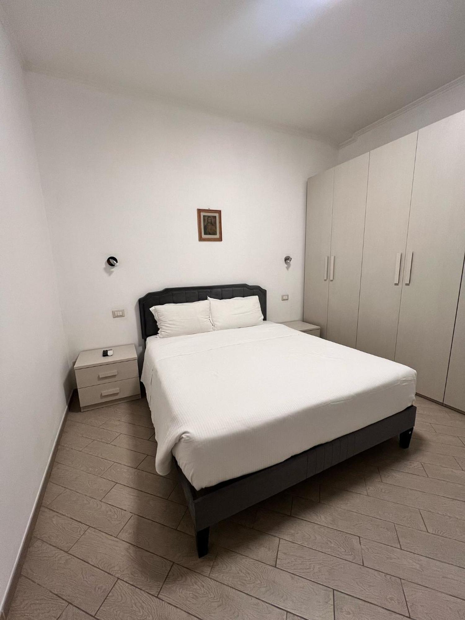 Roma Chic Residenza Gemelli Apartment Exterior foto